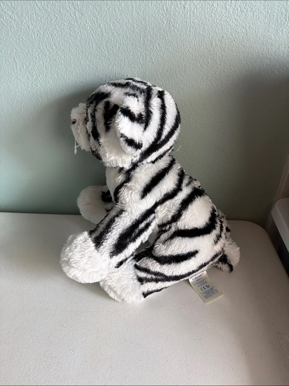 Build-A-Bear Workshop White and Black Striped Plush Siberian Tiger